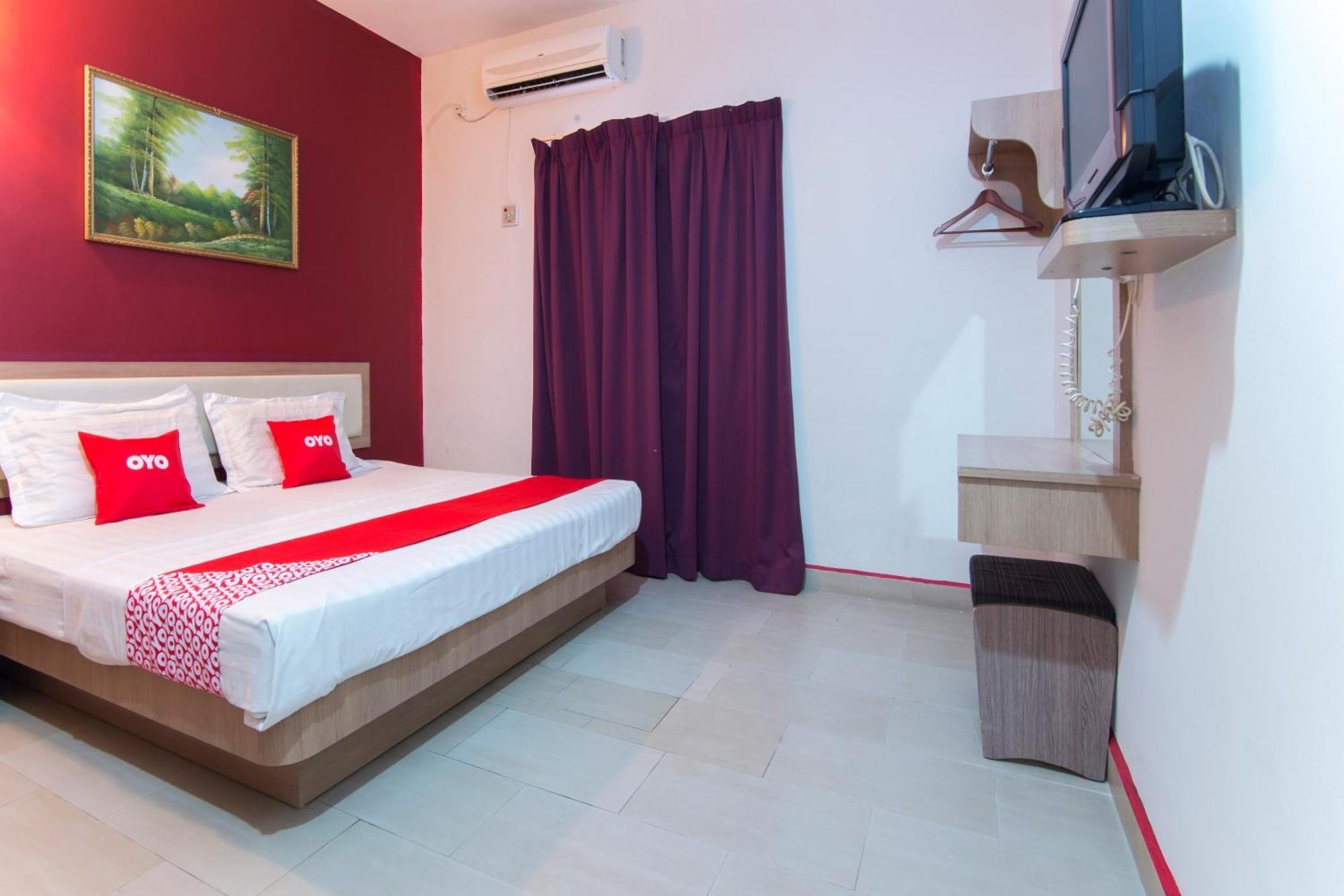 Valley View Hotel Lumut Eksteriør billede