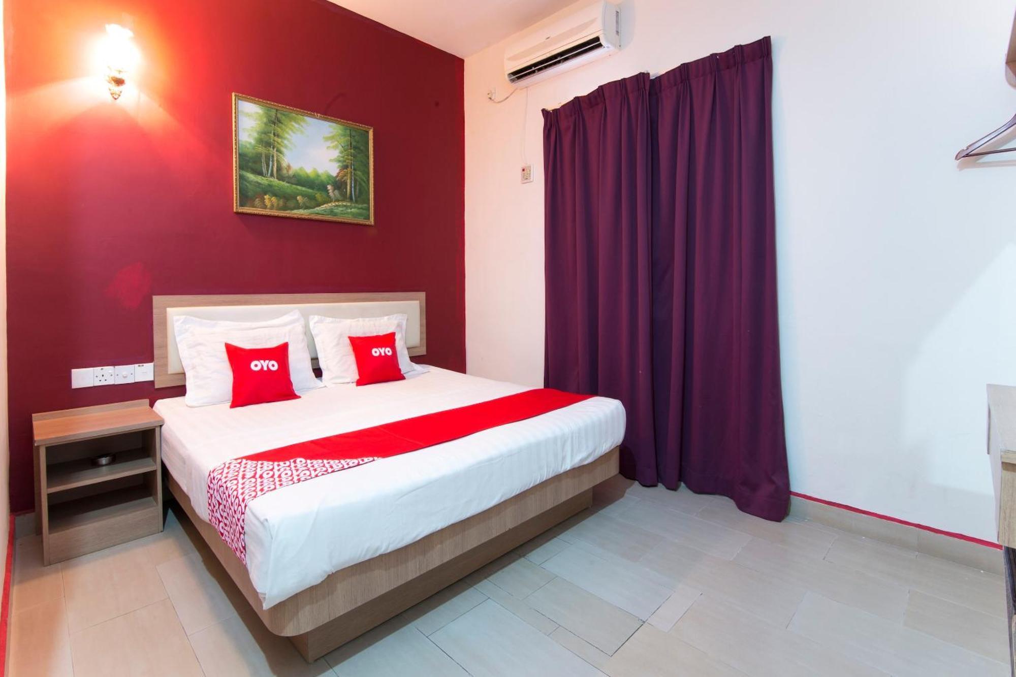 Valley View Hotel Lumut Eksteriør billede